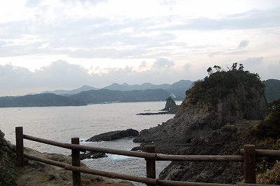 タライ岬遊歩道